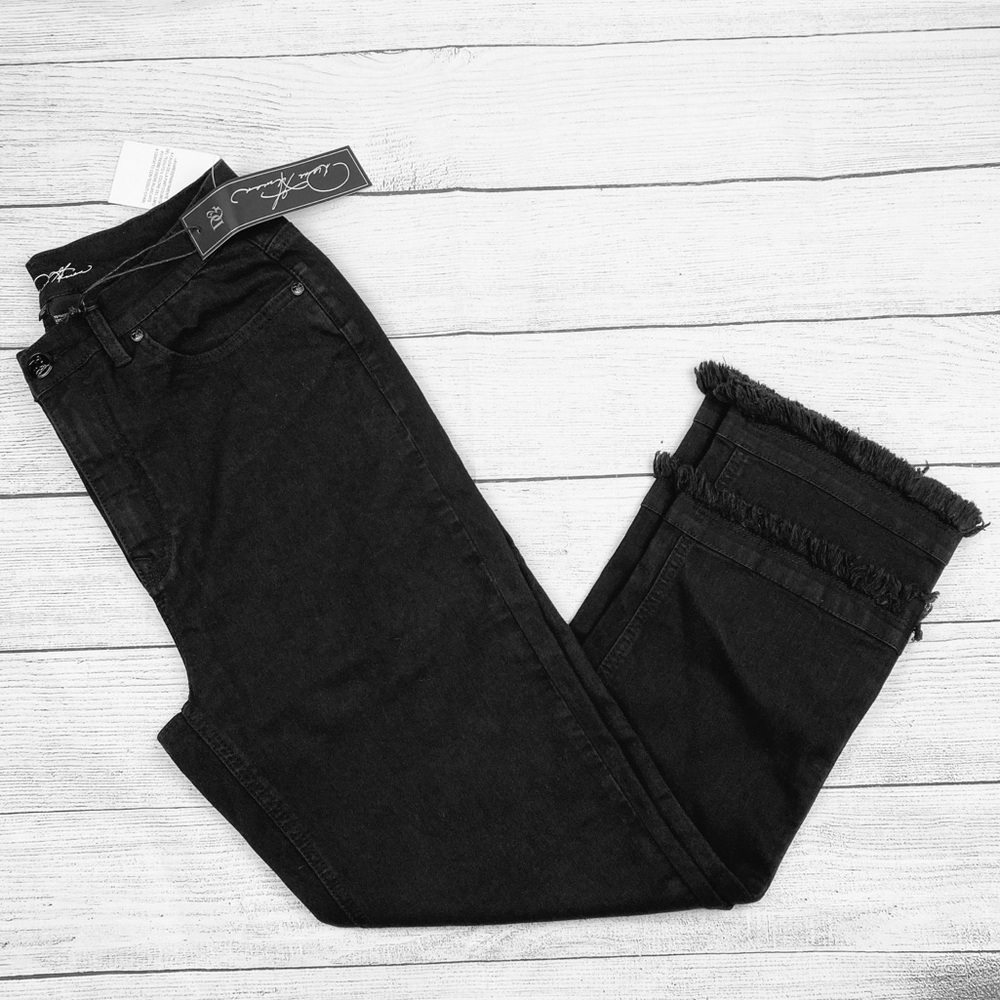 DG2 Black cropped jeans. Sz 10 Tall Fringe double hem!